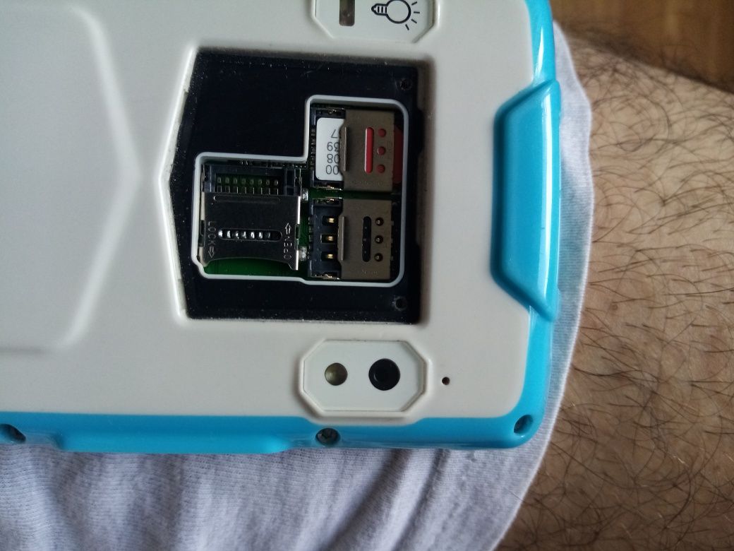 Telefon mobil și schaner