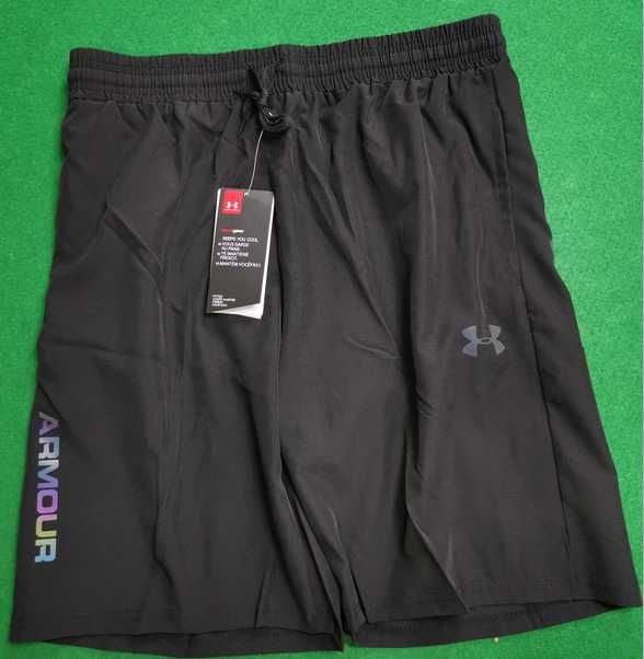 UNDER ARMOUR Къси спортни гащи L/XL размер