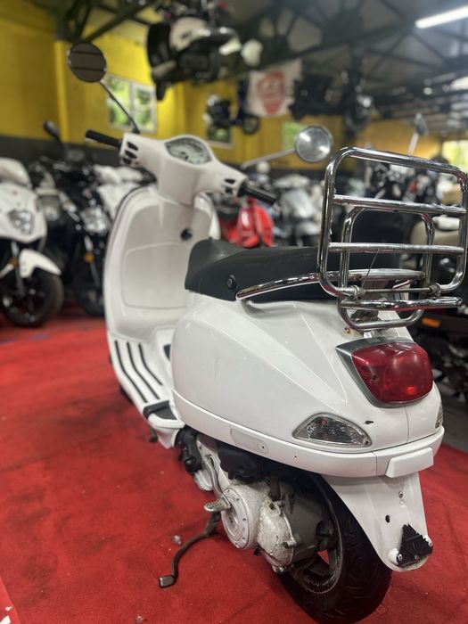 Vespa lx in 4 timp