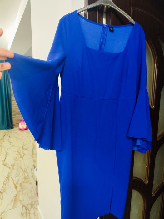 Vând Roche mărimea xl nouă doar probată