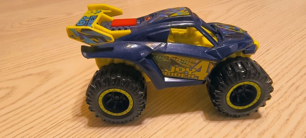 Три колички за игра