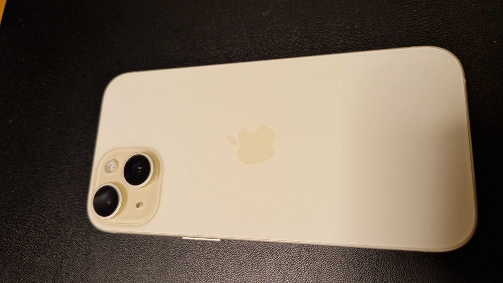 iPhone 15 128GB жълт