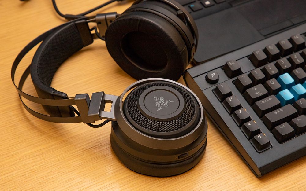 Căști gaming profesionale Razer Nari Ultimate