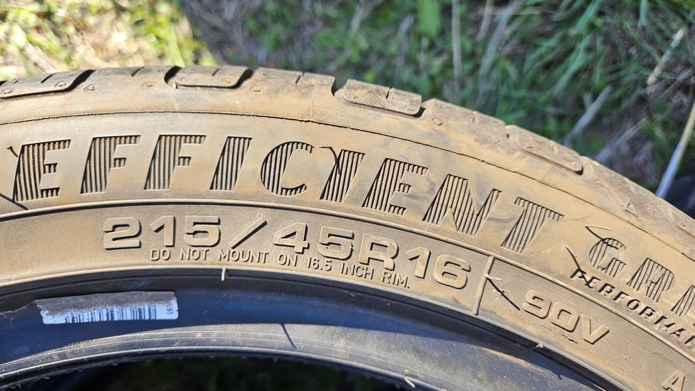 Гуми 215 45 16 гуд йър