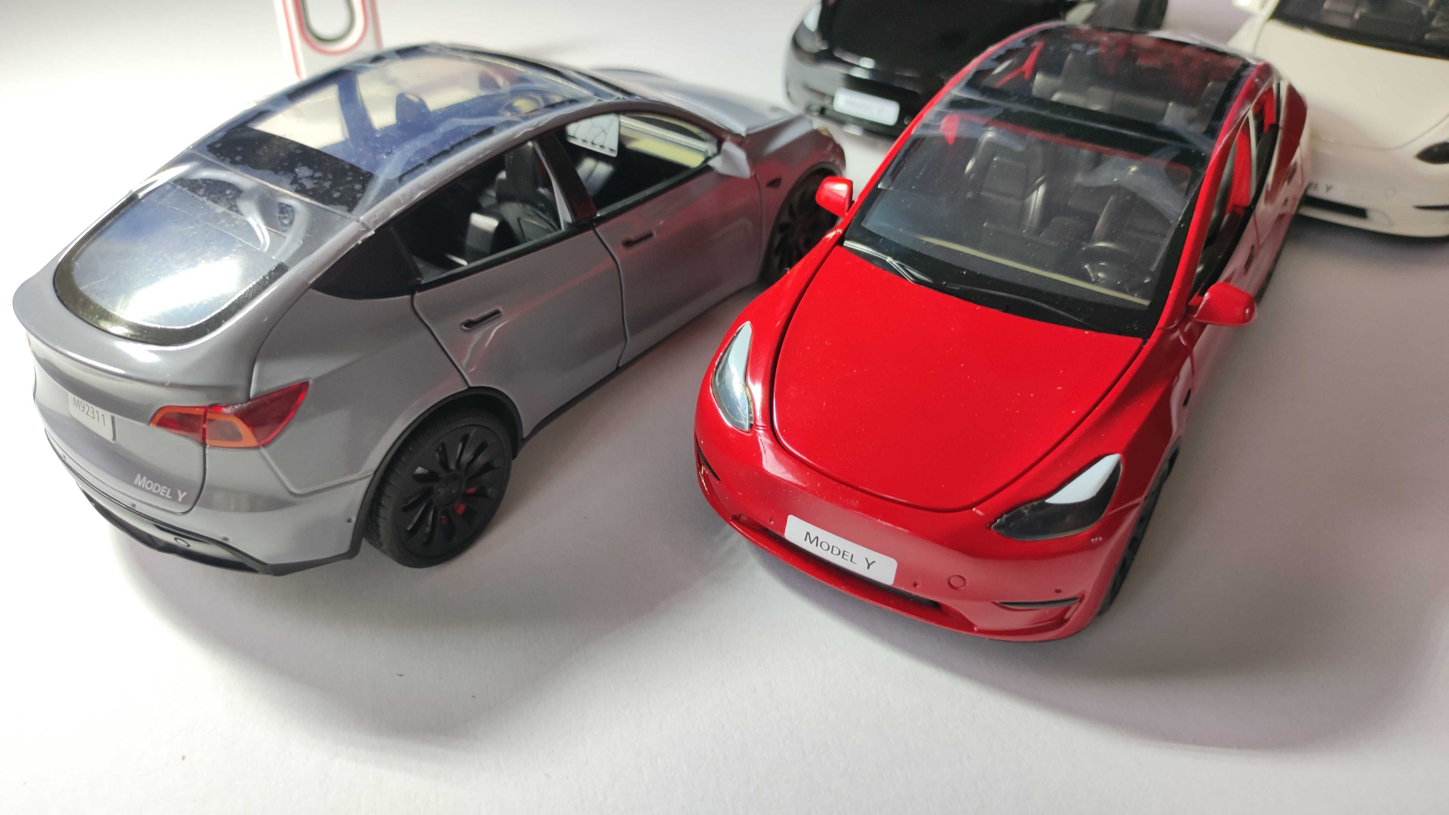Метални колички Тесла (Tesla model Y) мащаб 1:24