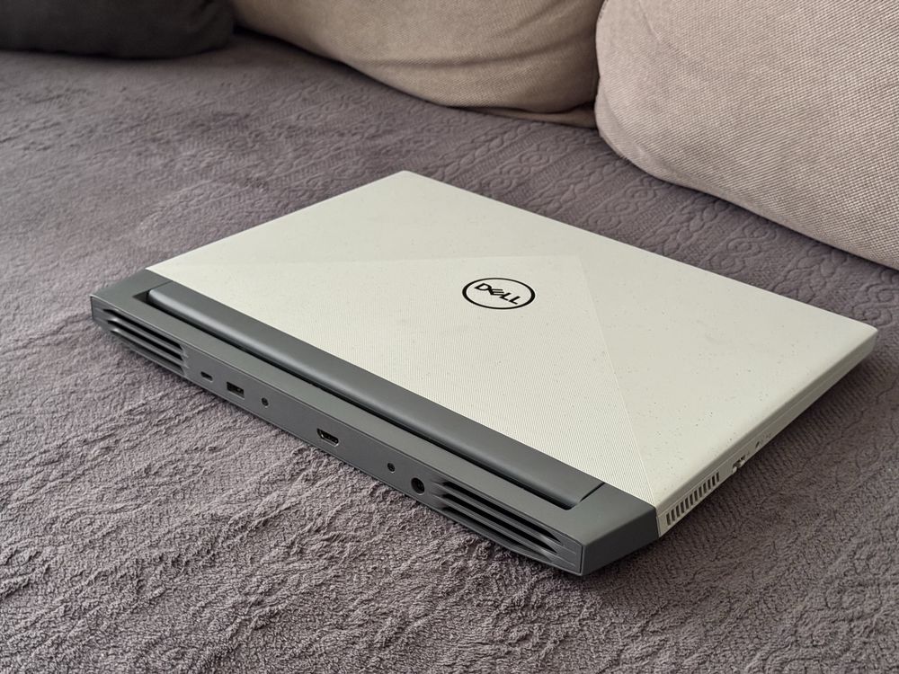 15.6’FHD IPS 120Hz/RTX 3060 6GB/Dell Gaming/Ryzen 7-5800H/12GB/512GB
