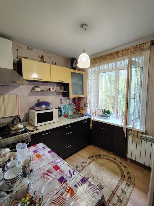 Продам 1-ком квартиру район 1 отделения полиции.