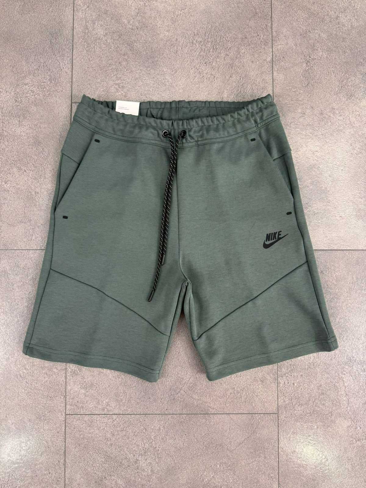 Къси Панталони Nike