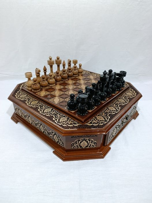 Shaxmat Шахматы YONGʻOQ dan ishlangan 40×40 sm
