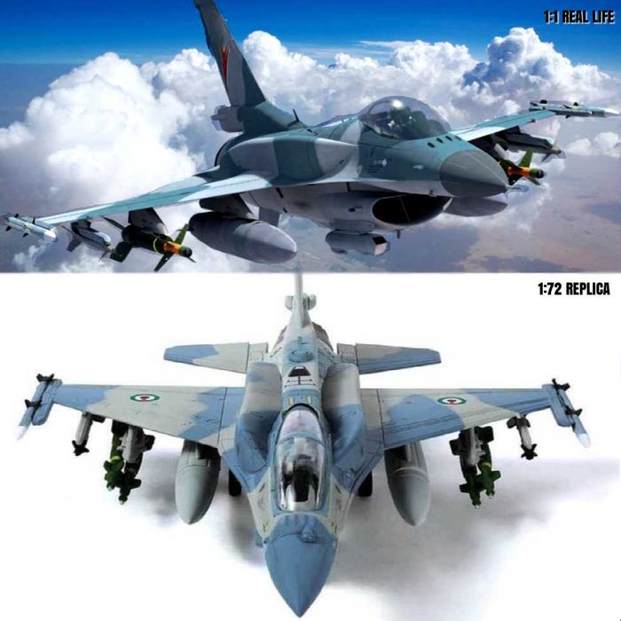 Macheta avion metalica Lockheed Martin F-16F Block 60+ scara 1:72 20cm