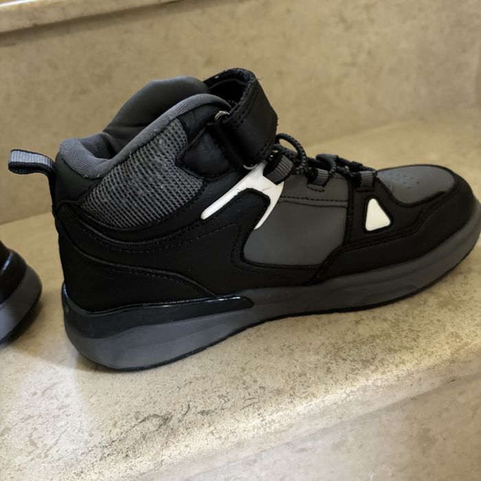 Високи кецове APG