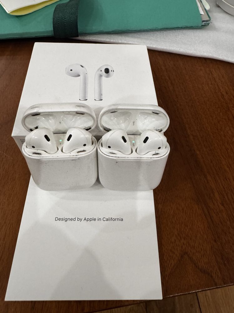Air pods слушалки