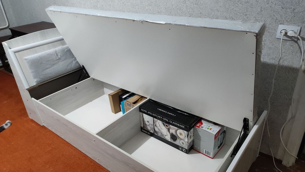 односпальная кровать