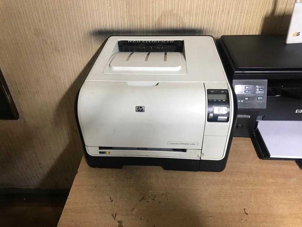 Принтер laserjet CP 1525p color
