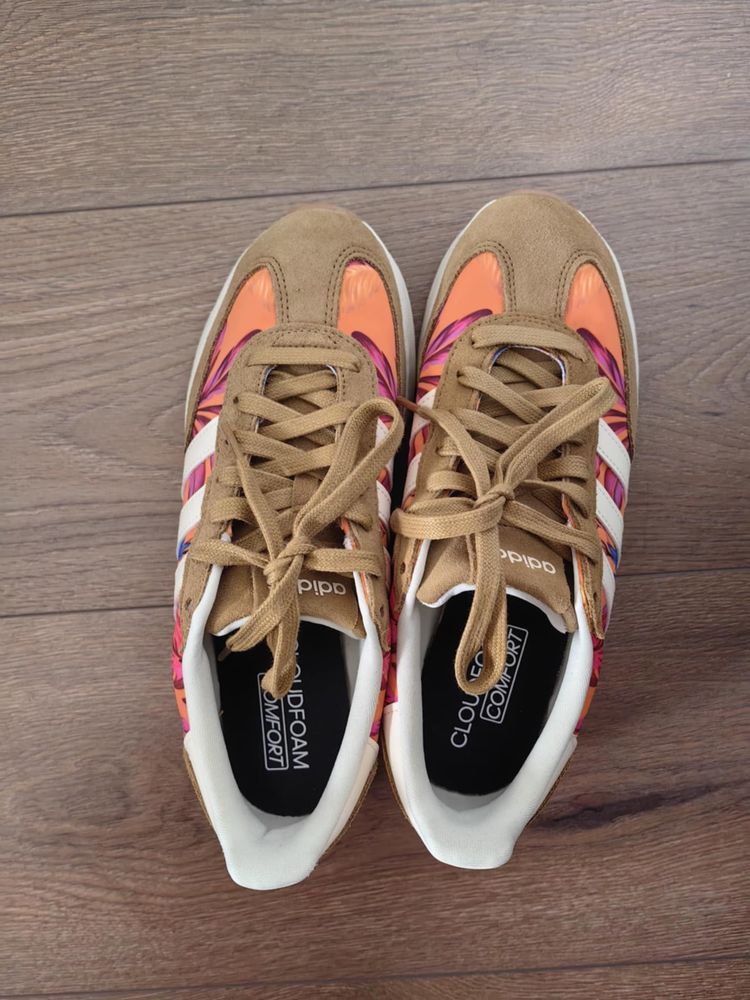 Маратонки Adidas
