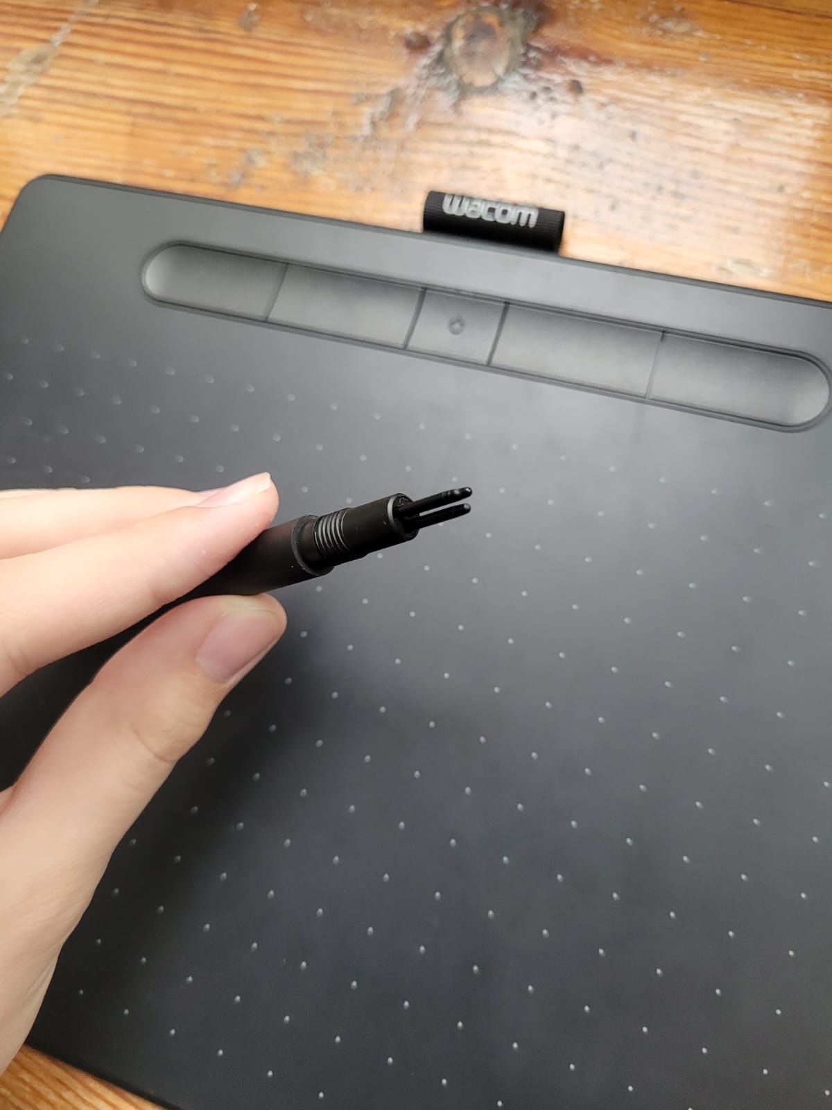 Графический планшет Wacom Intuos Medium Bluetooth, Black