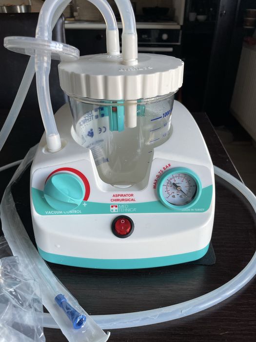 Aspirator chirurgical