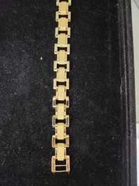 Золотой браслет в стиле Cartier