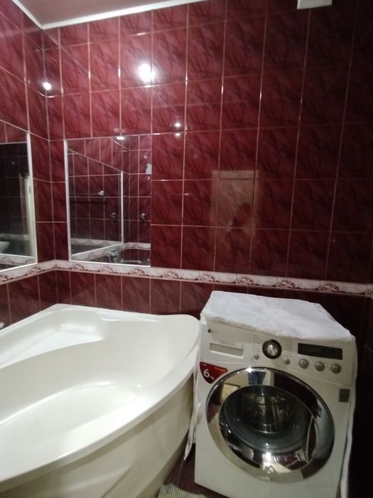 3-хона 1-этаж  Под Магазен с мебель техникой Массев Феруза Кафе Денгиз