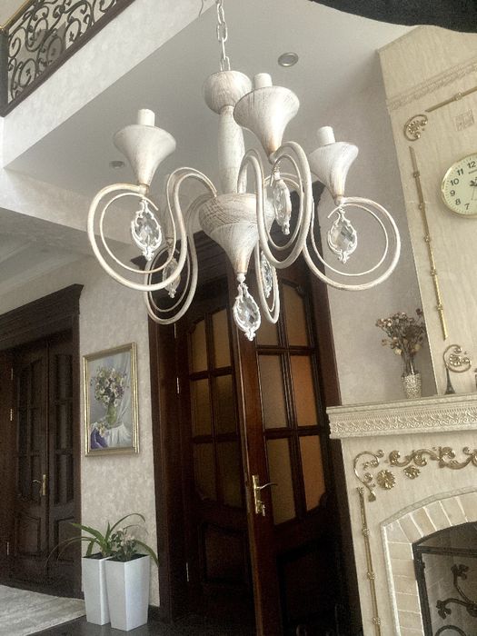 Люстра для комнат