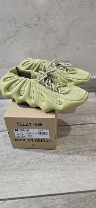 YEZZY 450  adidas