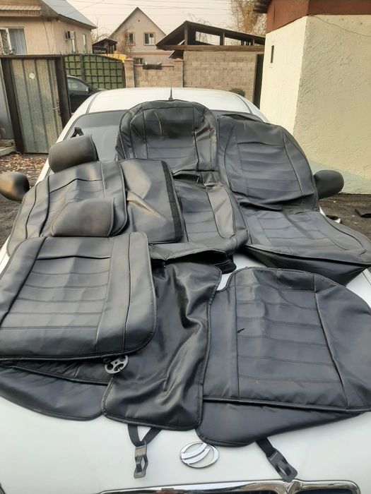 Продам чехол на машину