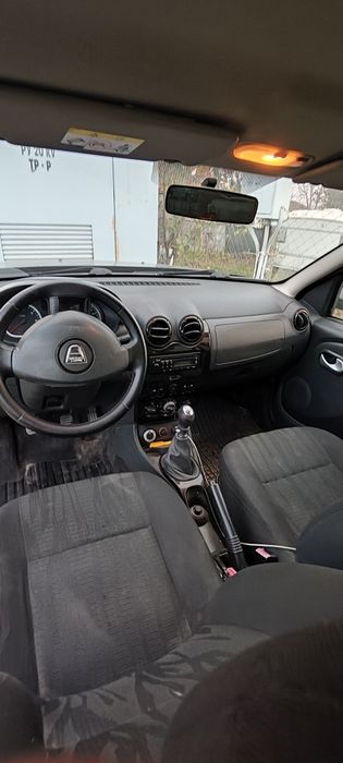 Продавам Дачия Дъстър  1.6 бензин/газ 4х4