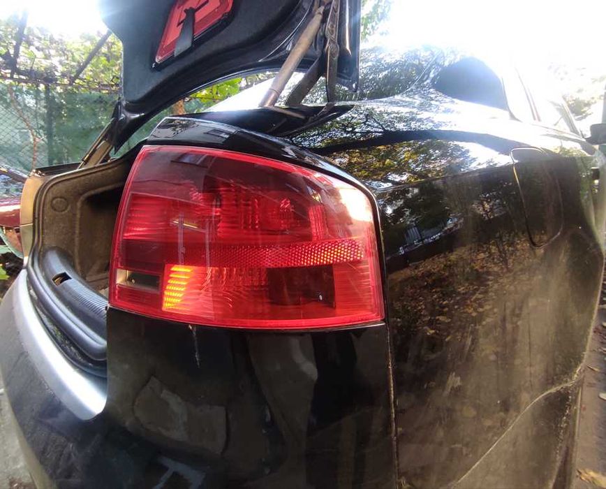 A4 B7 Заден десен стоп (седан)