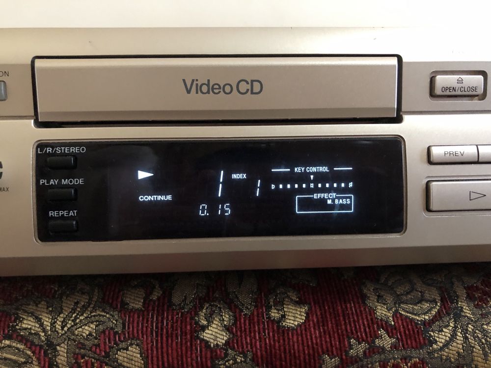 SONY vcd mce-F89K