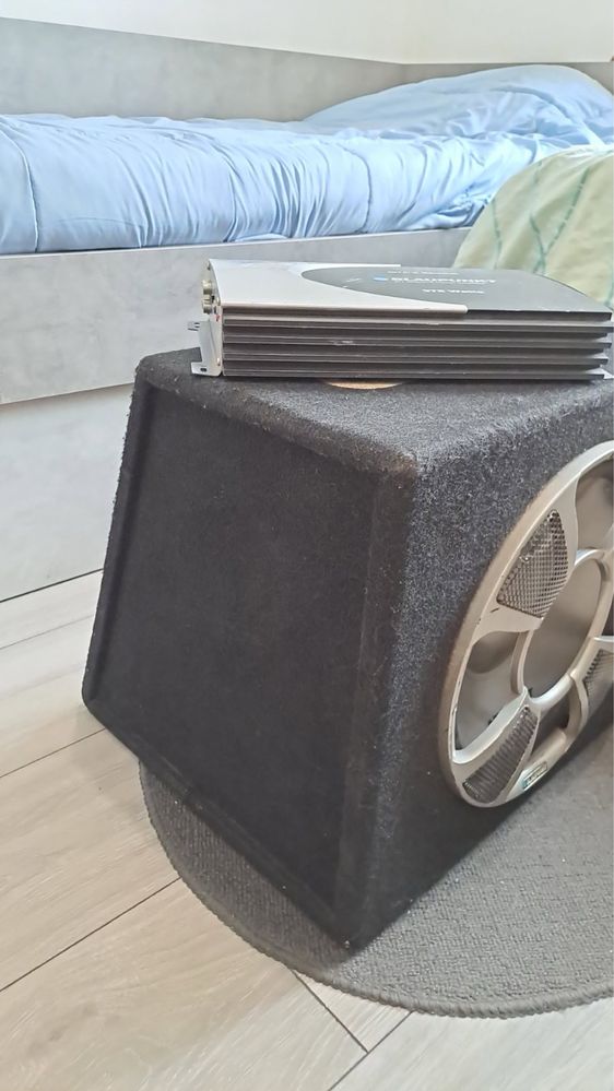 Комплект Бас каса и усилвател Blaupunkt