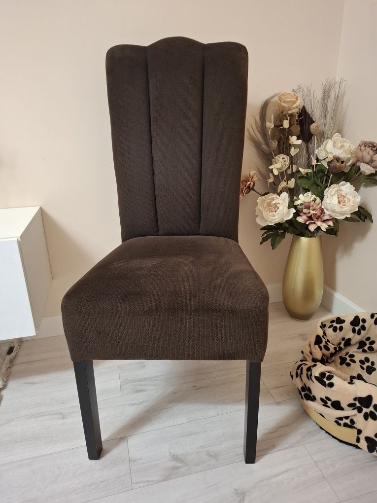 Vând masa de bucatarie+6 scaune
