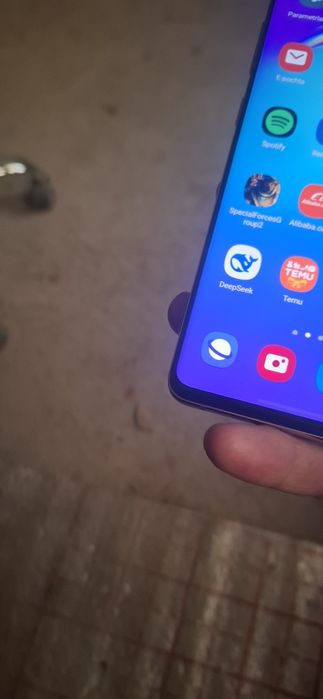 Samsung S10 5G 8/256 ishlashi hammasi zor alishgan joyi yoq