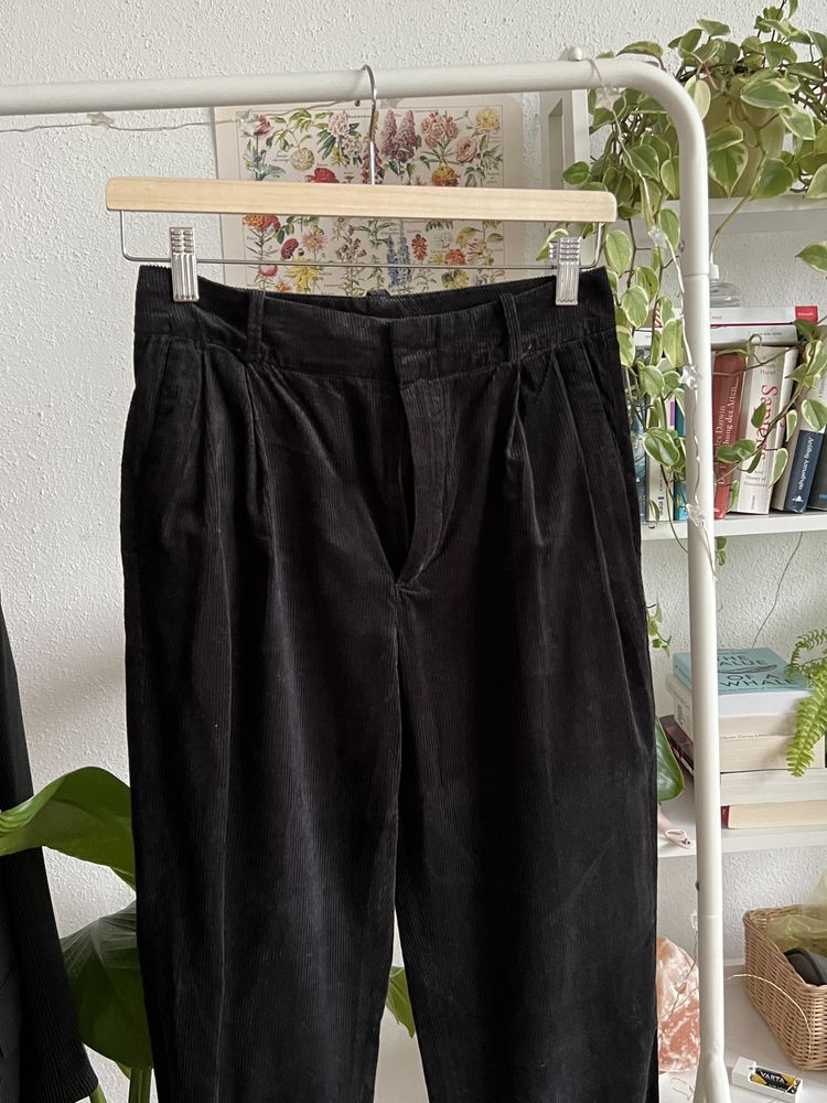 Massimo Dutti черни велурени панталони