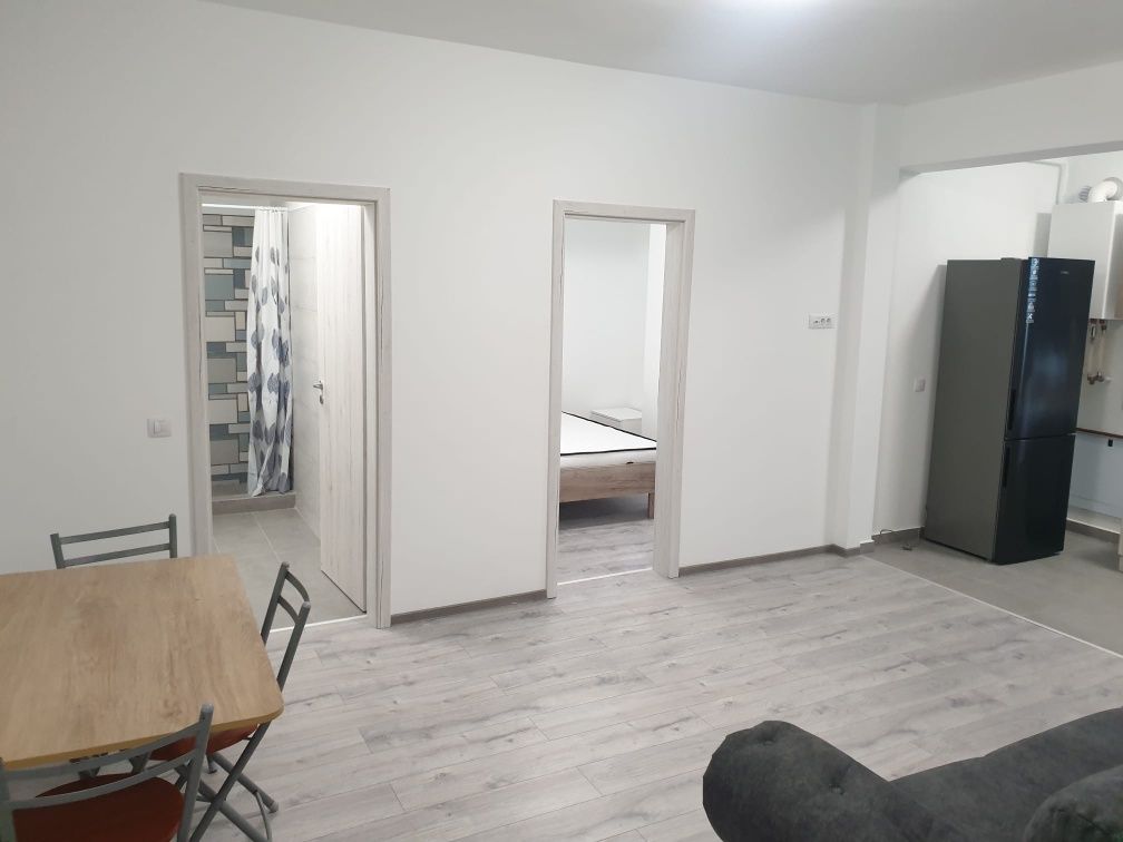 Închiriez apartament 2 camera, 48mp zona Valea Lupului,Perla Rezidenți
