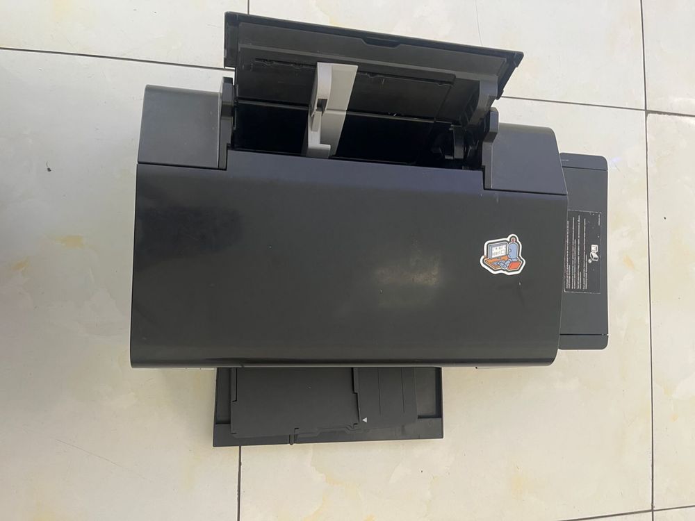 Epson l805 принтер