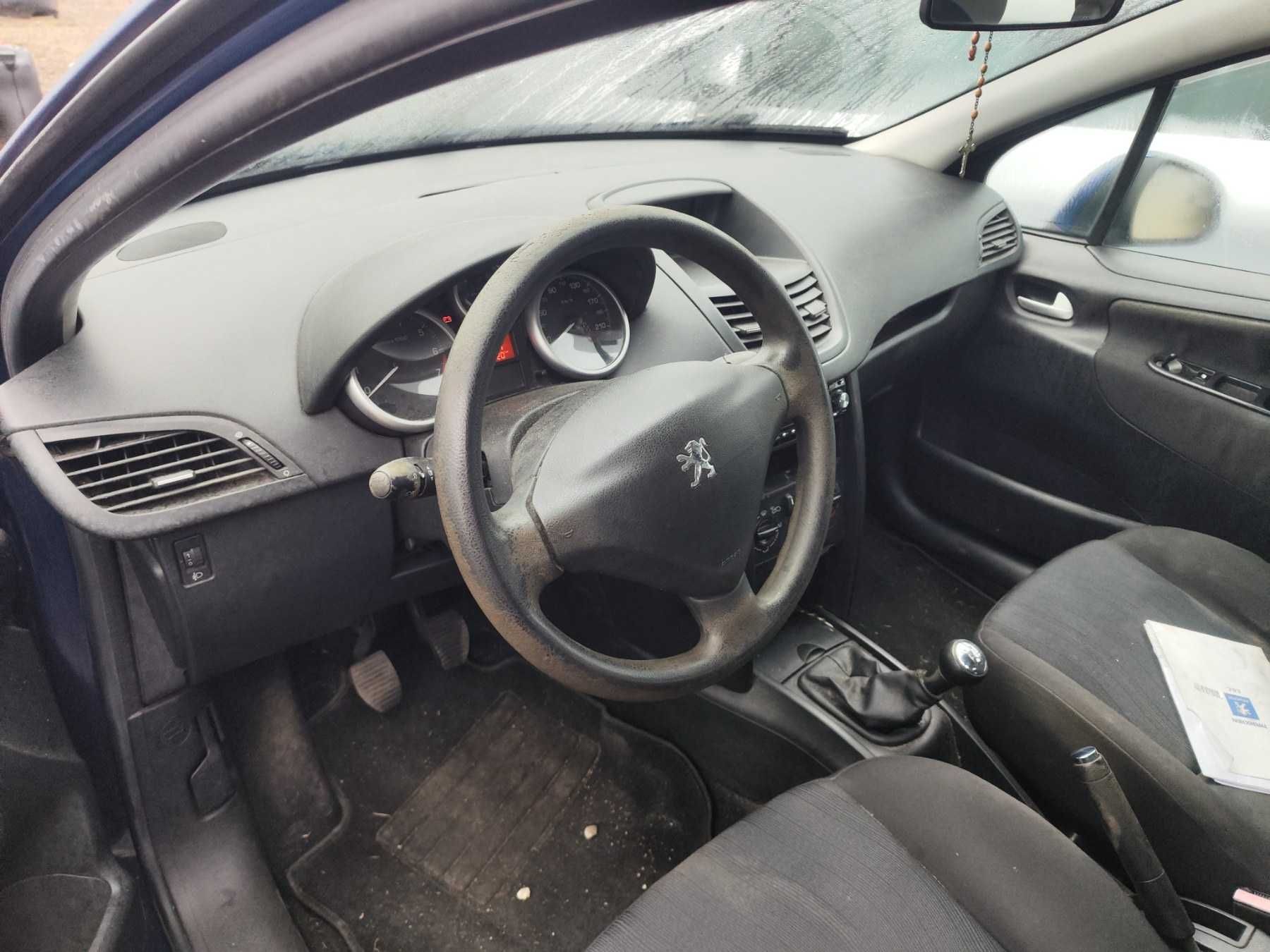 Peugeot 207 комби 1.4 бензин 73кс на части