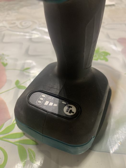 Makita DTW/ безчетков гайковерт