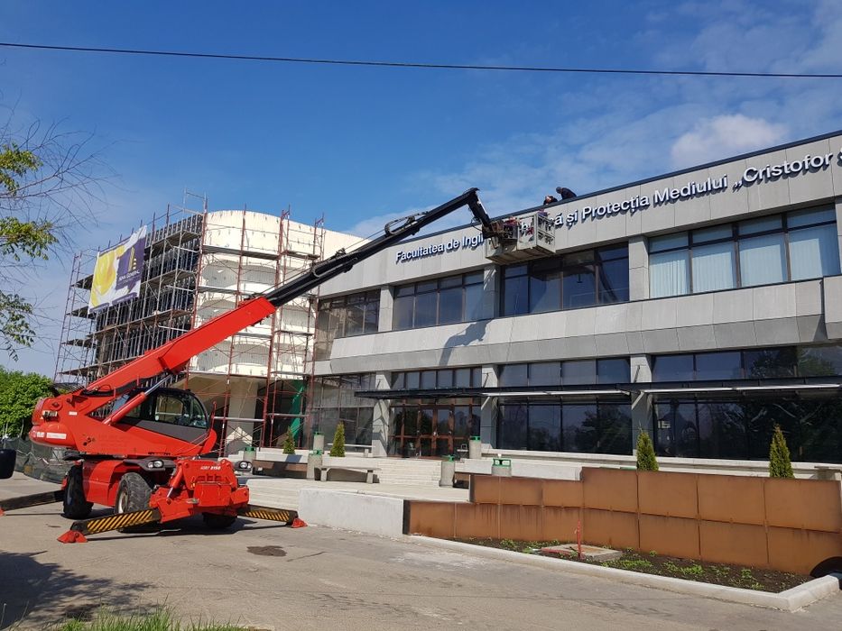 Automacara Manitou Motostivuitor  Macara Nacela Garaj Utilaje Role