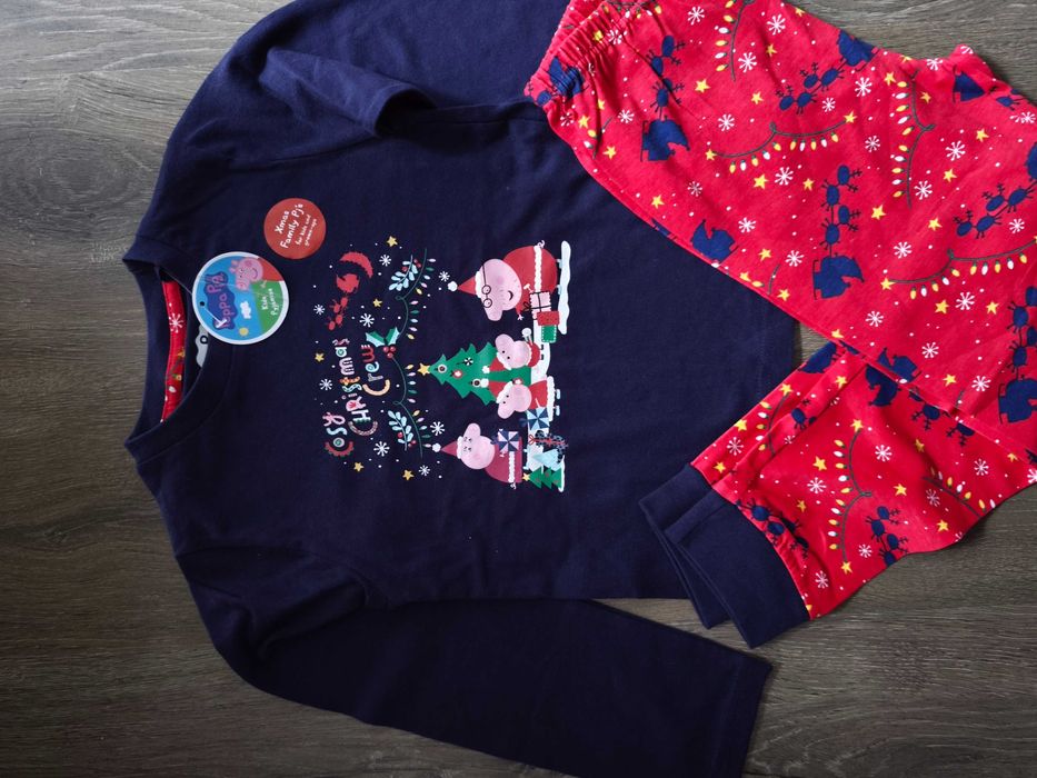 Коледна пижама Пепа пиг размер 5-6 години