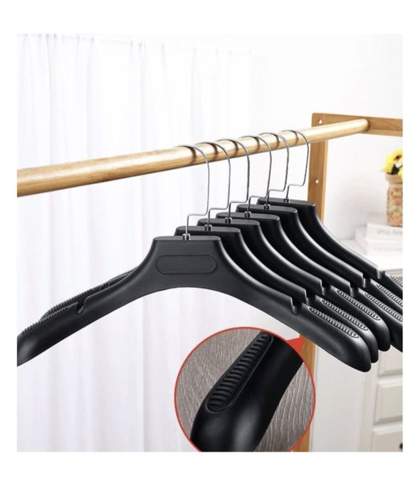 Продаю качественные вешалки для одежды