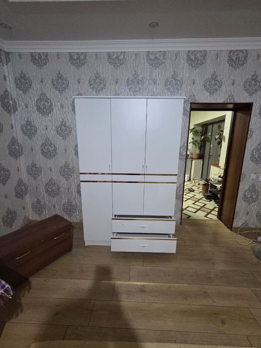 Мебель прямой складтан