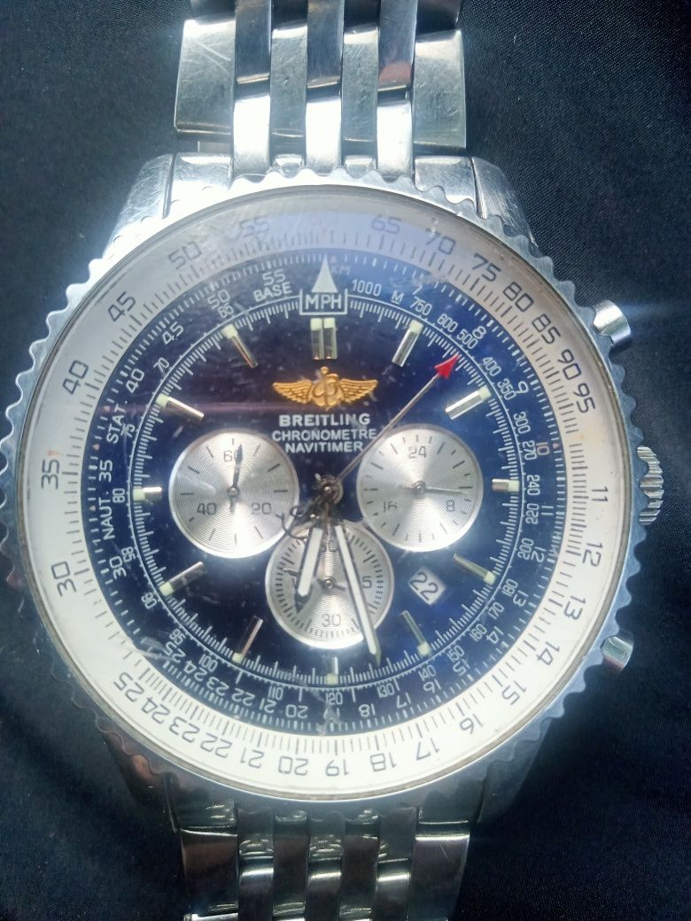 Часы наручные Breitling