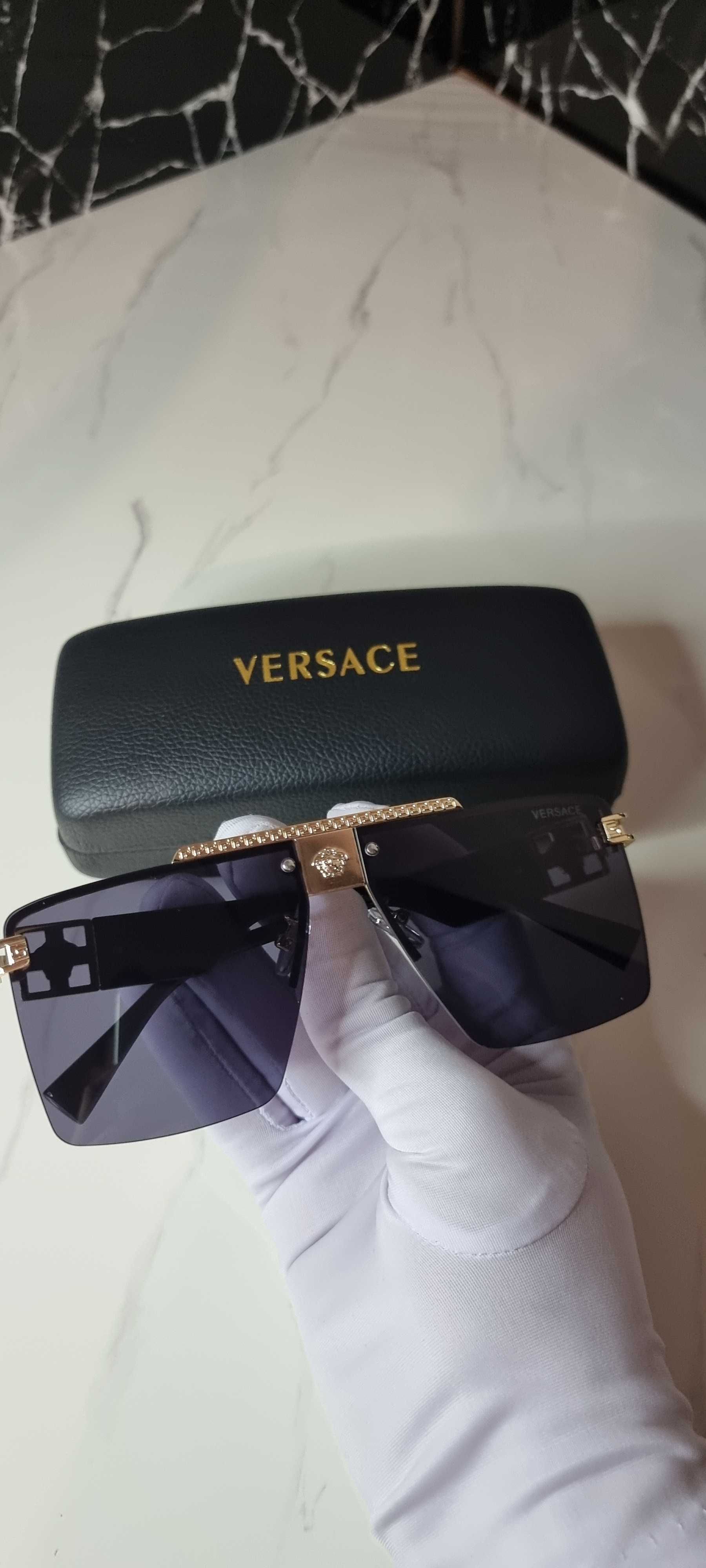 Ochelari de soare. Versace