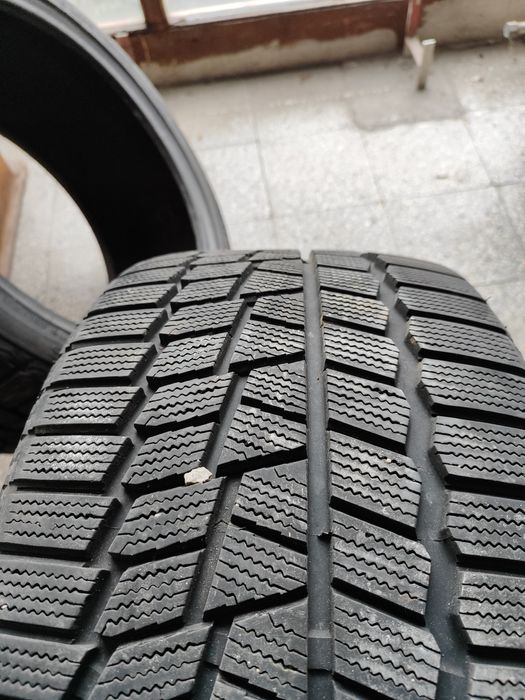 Зимни гуми 255/40/19