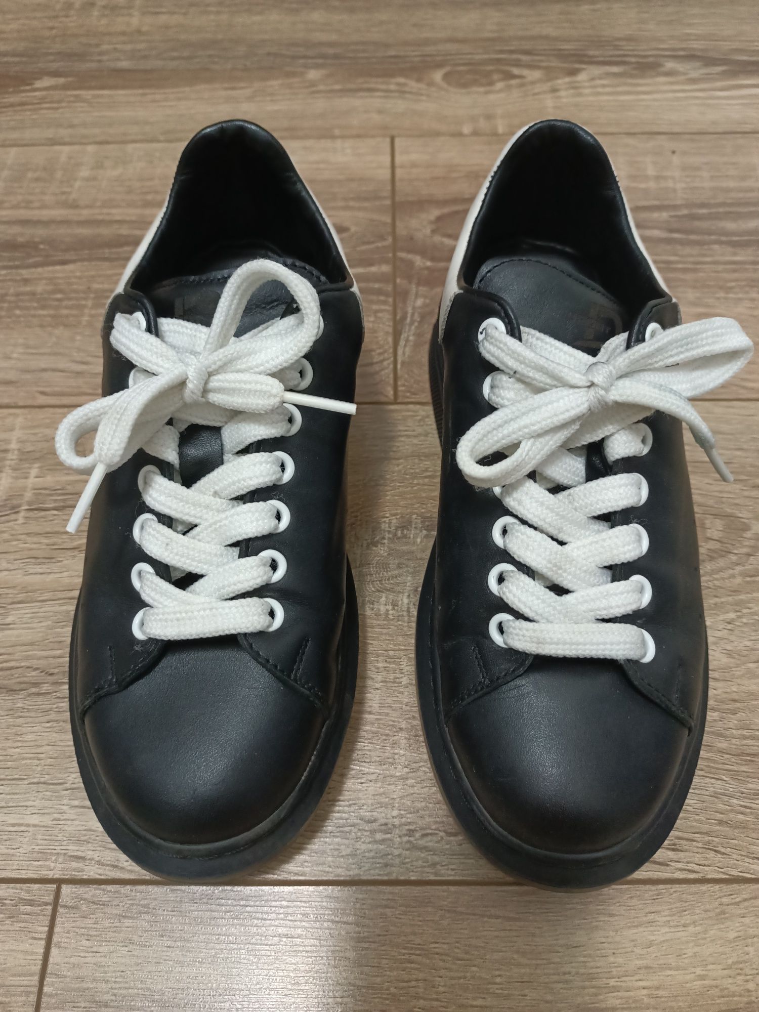 Pantofi piele naturala, marimea 36