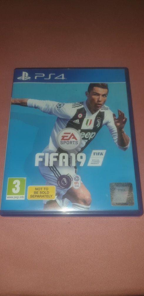 FIFA 19 la Schimb sau Vând