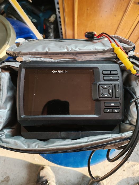 Sonar Garmin Striker plus 5 cv