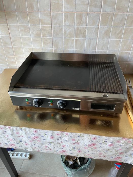 Gratar electric profesional