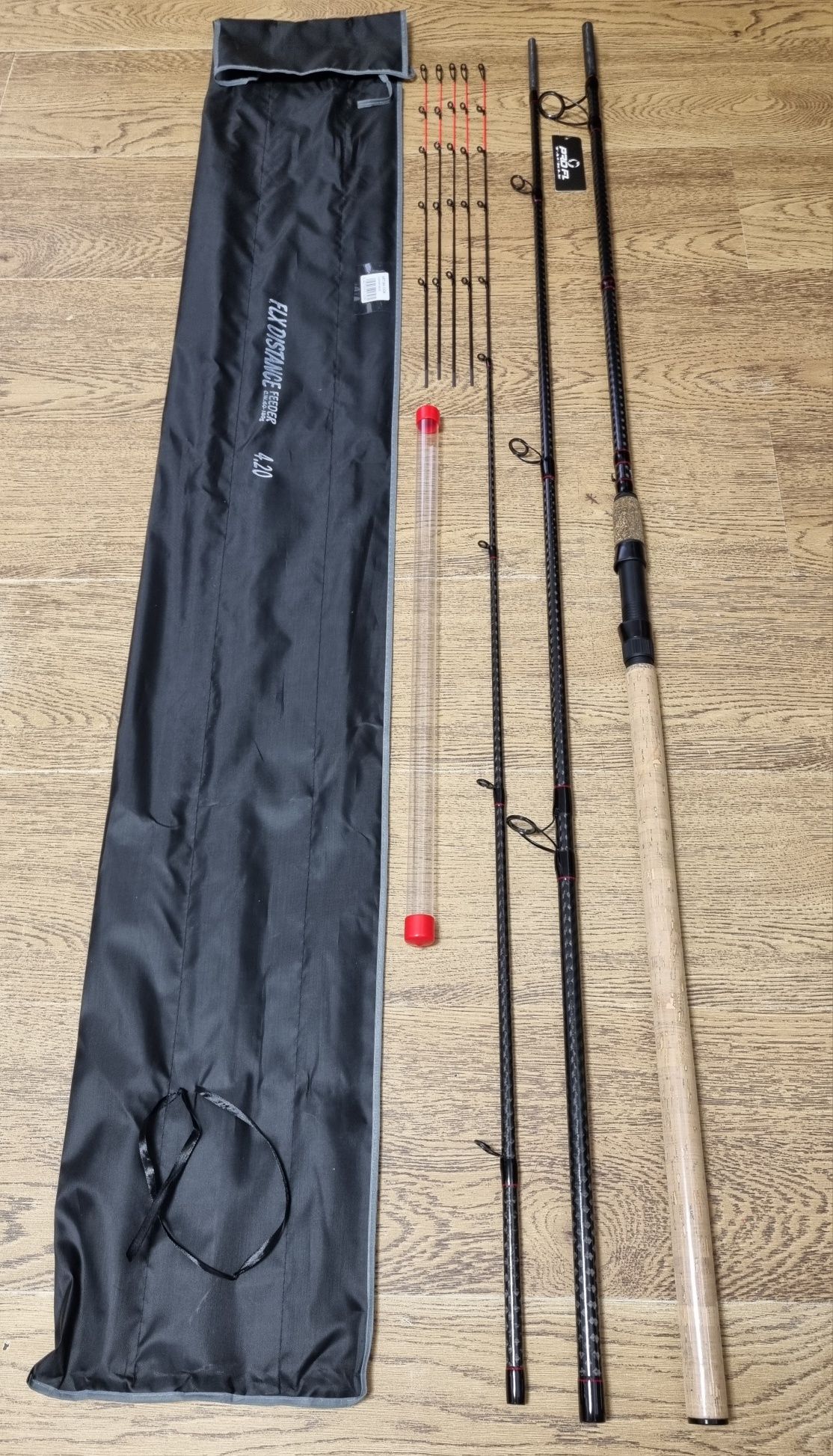 Feeder FL FLX DISTANCE 4.20m 60-180g + Mulineta Pro FL Strategist 6500