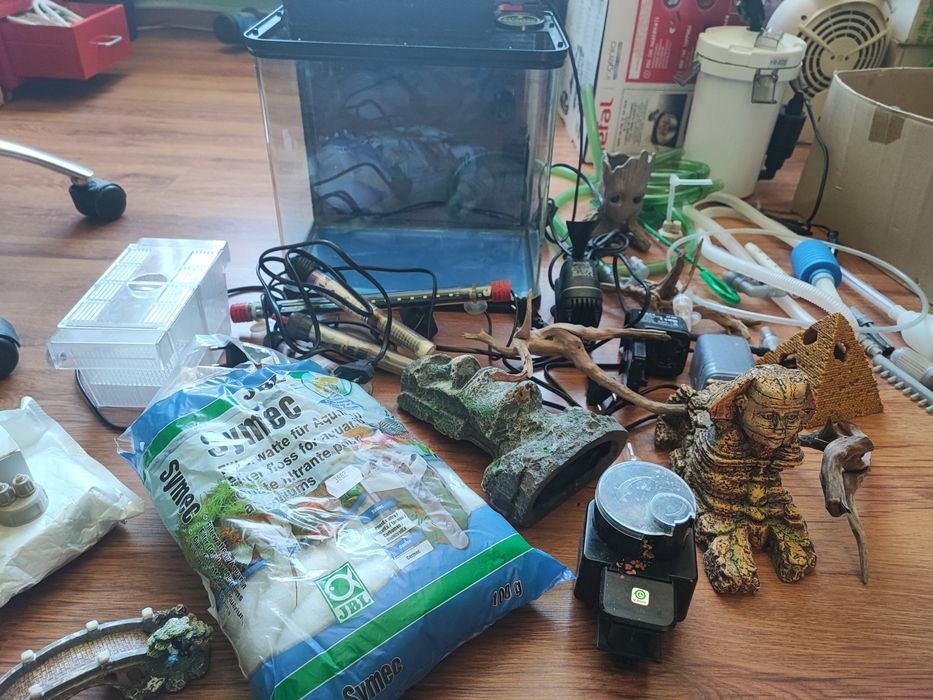 Аквариум Помпи Нагреватели Декорация Корени и др.